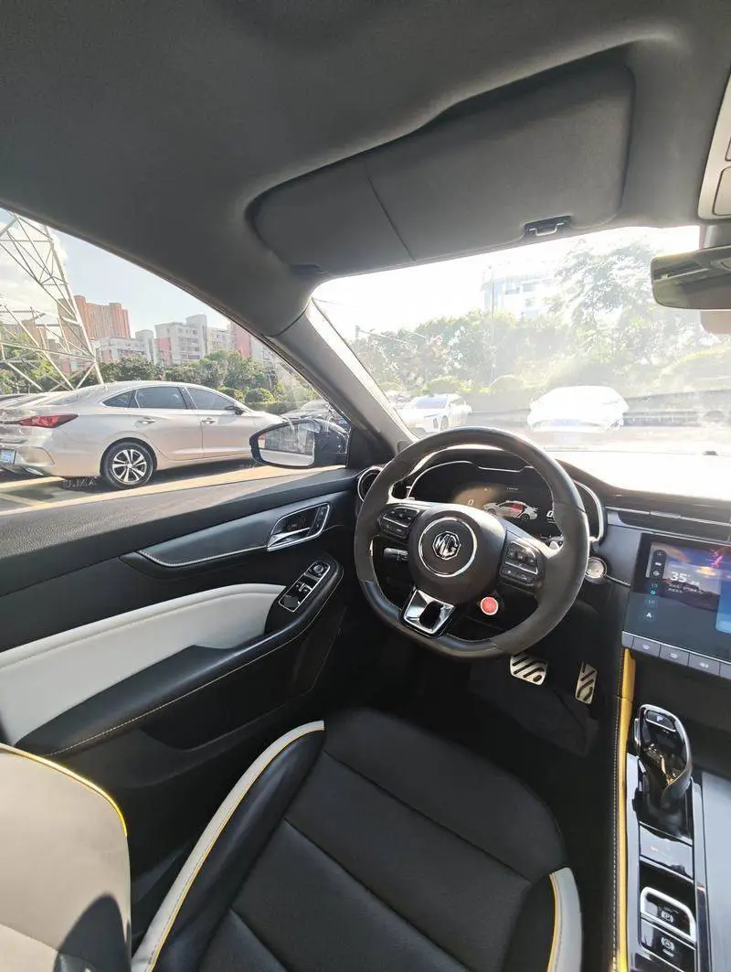 MG6 2021 Pro 1.5T Automatic Trendsetting Deluxe Edition — 16