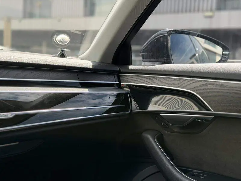Audi A8 2018 A8L 55 TFSI quattro Elite Edition — 11