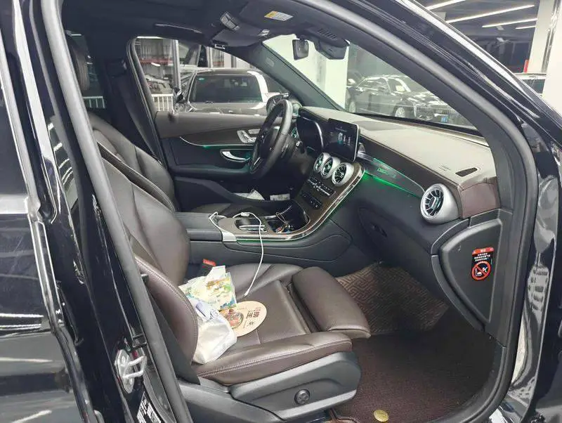 Mercedes-Benz GLC 2022 GLC 300 L 4MATIC Dynamic Collector's Edition — 7