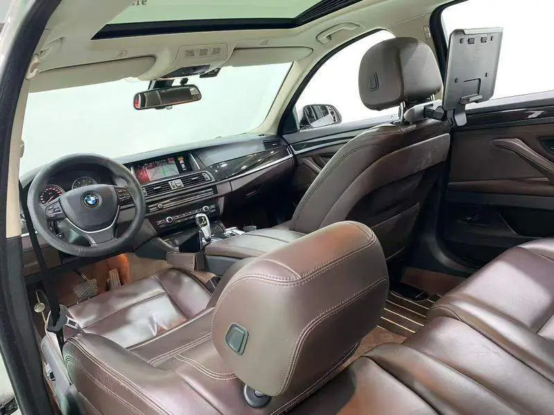 BMW 5 Series 2017 525Li Luxury Design Package — 7