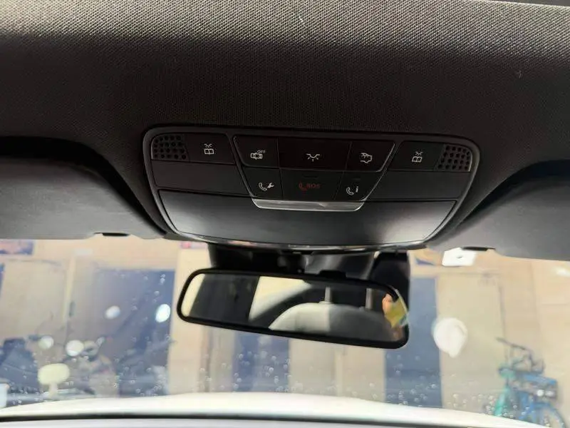 Mercedes-Benz GLC 2019 GLC 300 L 4MATIC Dynamic — 15