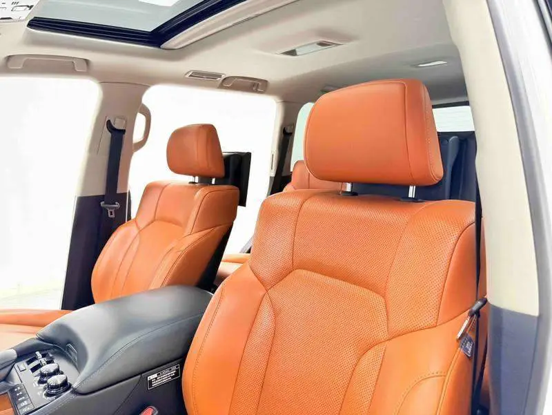 Lexus LX 2019 570 Dynamic Luxury Edition — 16
