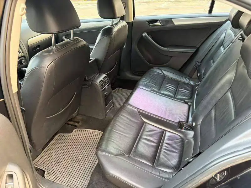 Sagitar 2012 1.6L Automatic Comfort — 9