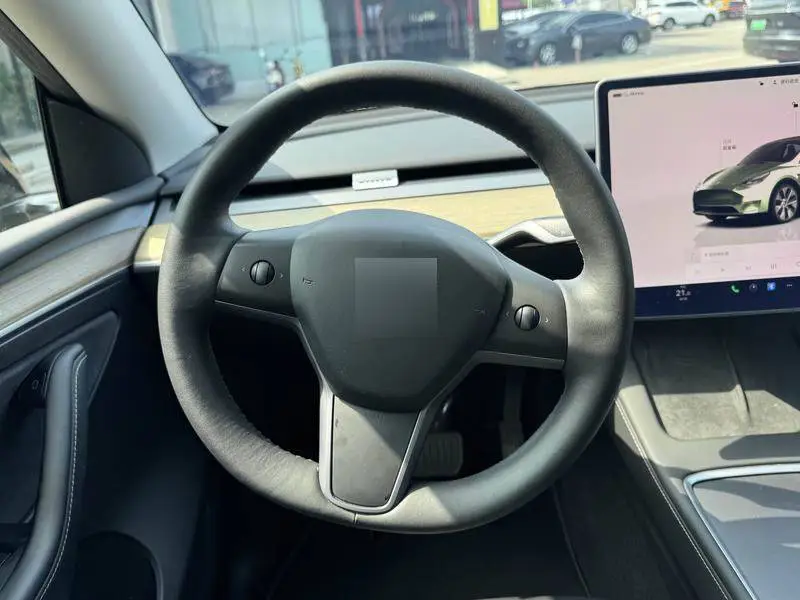 Model Y 2022 facelifted rear-wheel drive version — 9