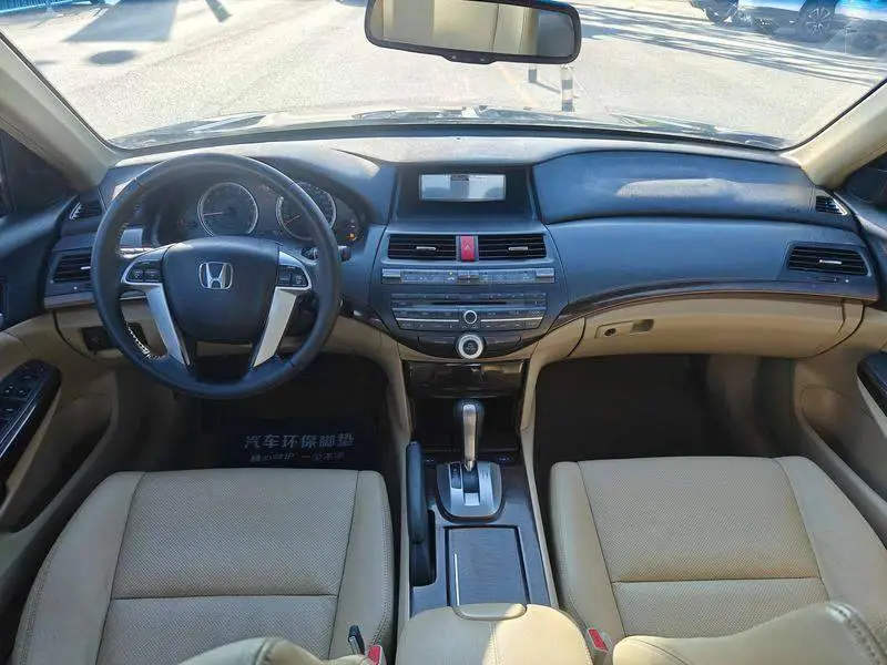 Accord 2013 2.0L SE — 8