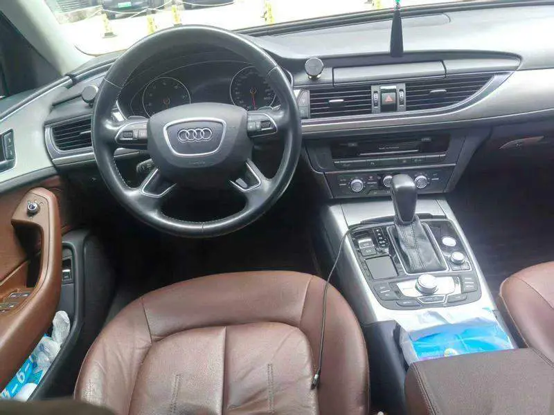 Audi A6L 2018 30th Anniversary Model 35 TFSI Fashion Model — 7