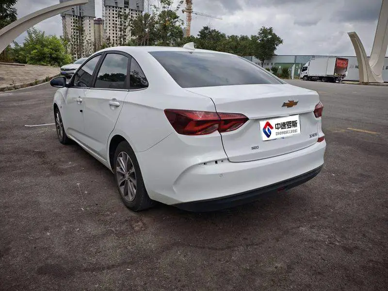 Cruze 2021 320 Automatic Enjoy Sunroof Edition — 4