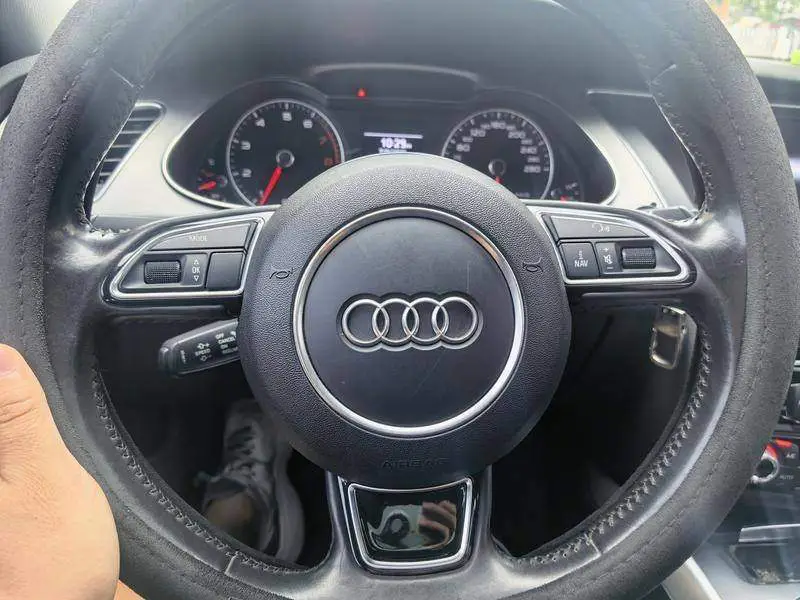 Audi A4L 2015 35 TFSI Millionth Anniversary Smart Edition — 10
