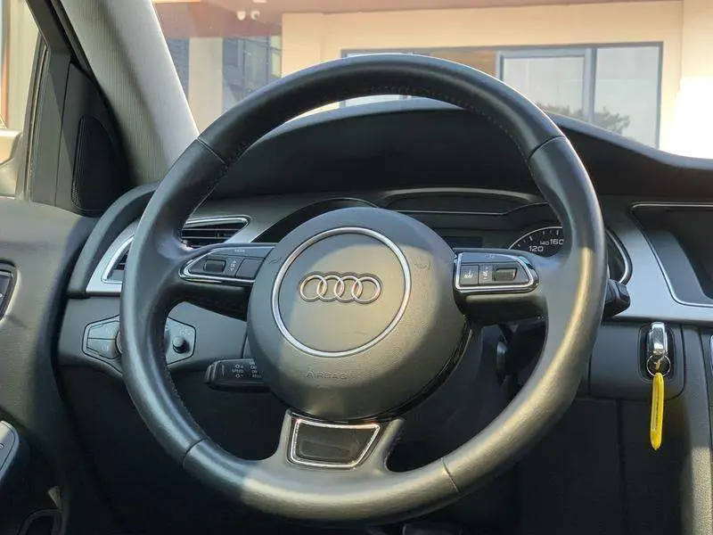 Audi A4L 2013 35 TFSI Automatic Comfort — 16