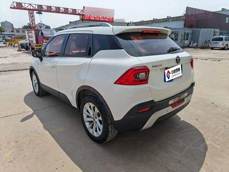 Zhonghua V3 2016 1.5L Manual Intelligent Model — 4