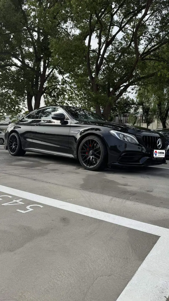 Mercedes-Benz C-Class AMG 2019 AMG C 63 Coupe — 10