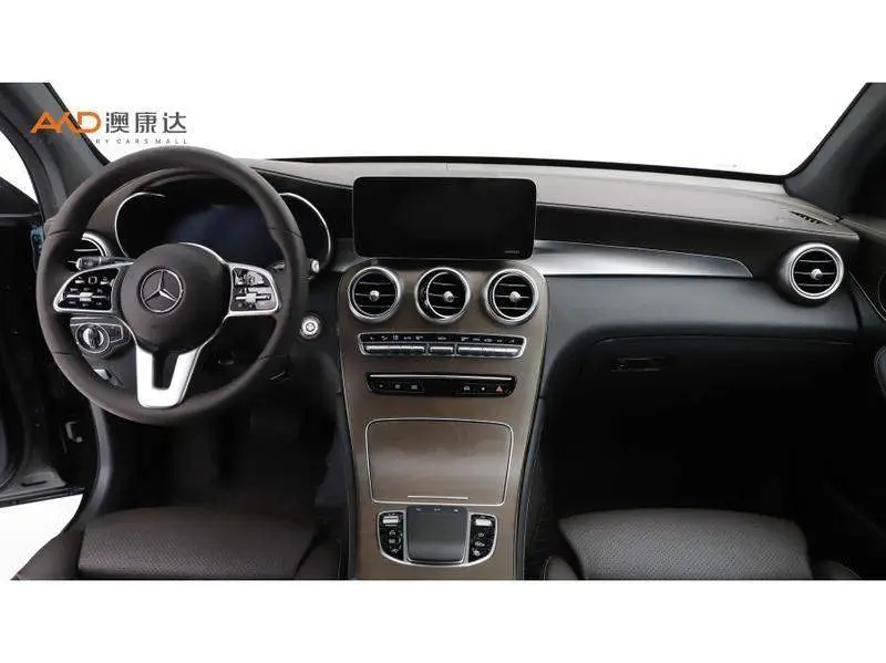 Mercedes-Benz GLC 2020 GLC 260 L 4MATIC Luxury — 7