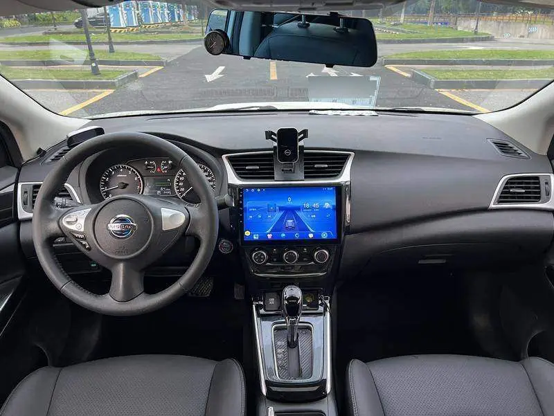 Sylphy 2018 1.6XV CVT Premium Edition — 16