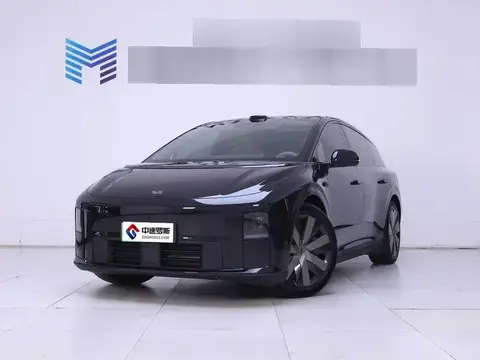Ideal i6 2025 Standard AWD