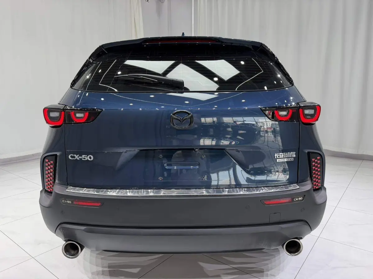 Mazda CX-50 2023 2.0L Leading Edition — 5