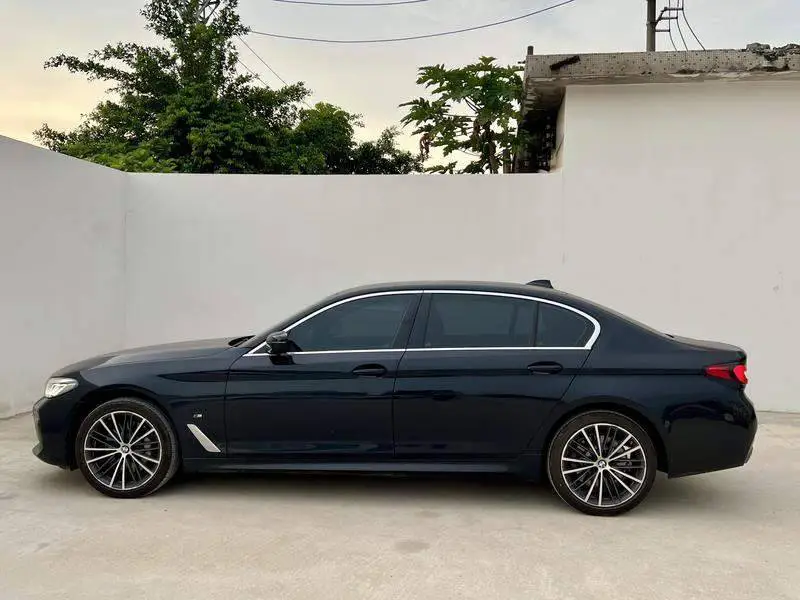 BMW 5 Series 2023 530Li Leading M Sport Package — 3