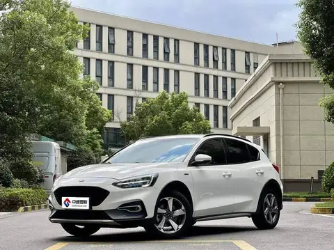 Fox Active 2021 EcoBoost 180 Automatic