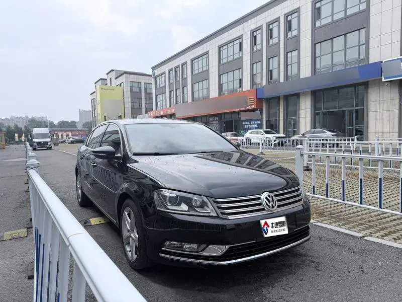 Magotan 2015 facelift 2.0TSI luxury model — 3