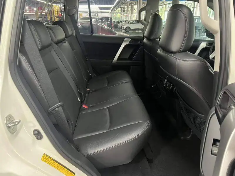 Prado 2016 2.7L Automatic Standard Edition — 8