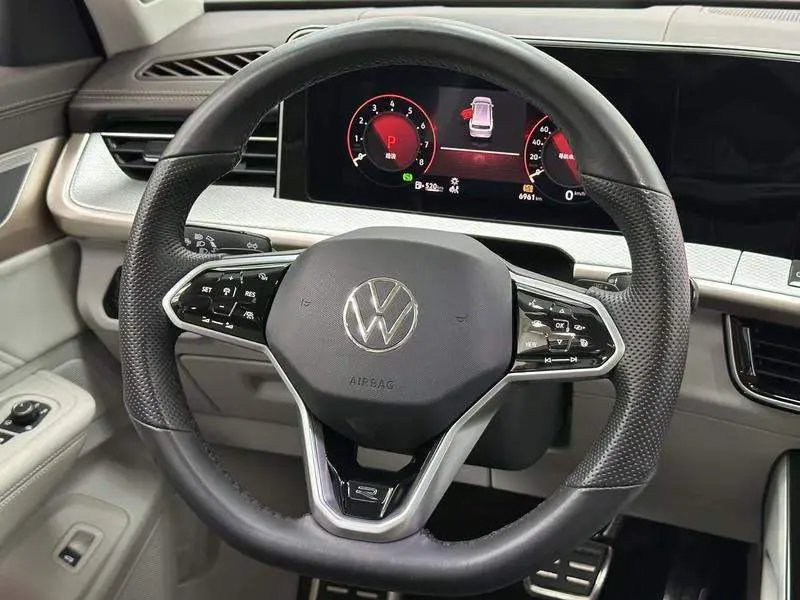 Tour 2023 380TSI 4WD R-Line Tour Edition — 20