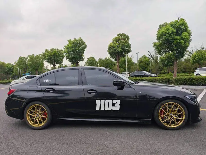 BMW 3 Series 2021 facelift 330i M Sport Night Edition — 7