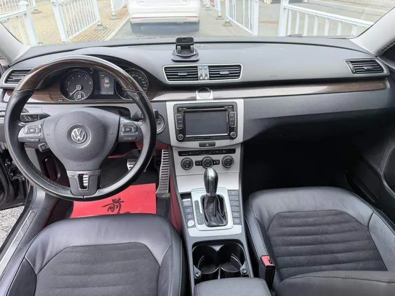 Magotan 2015 facelift 2.0TSI luxury model — 8