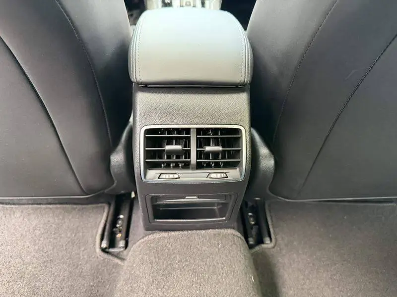Peugeot 408 2019 230THP Automatic Luxury Edition National VI — 11