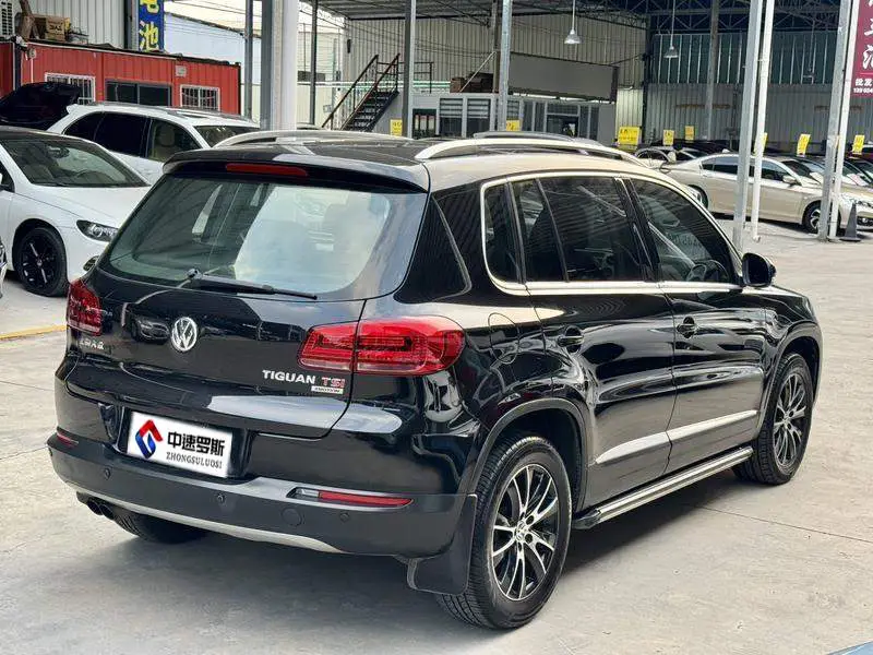 Tiguan 2013 2.0TSI Automatic 4WD Luxury Edition — 7