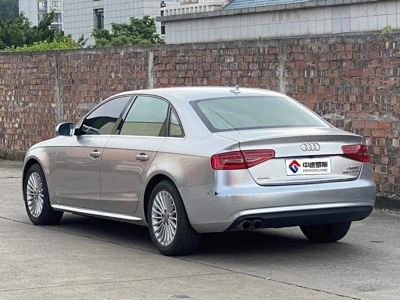 Audi A4L 2015 35 TFSI Automatic Technology Edition — 4