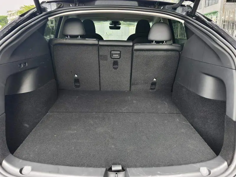 Model Y 2024 rear-wheel drive version — 17