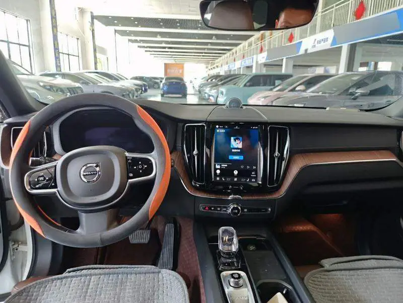 Volvo XC60 2024 B5 4WD Zhiyuan Deluxe Edition — 6