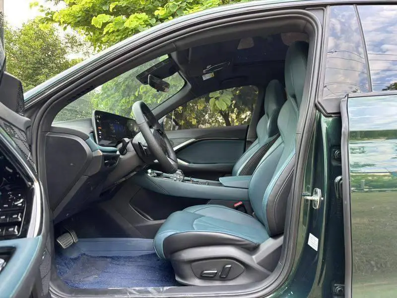 MG7 2023 2.0T Automatic Beauty Hunter Premium Edition — 9