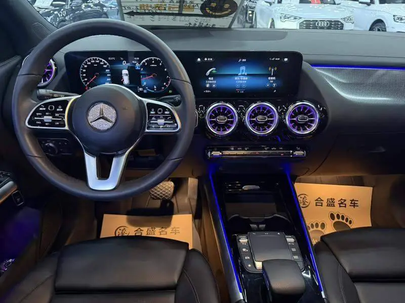 Mercedes-Benz GLA 2023 GLA 220 — 14