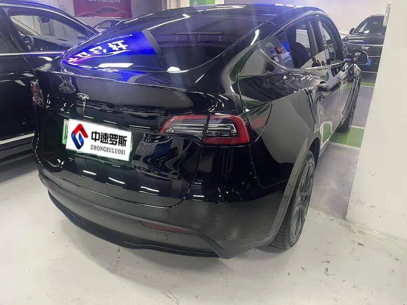 Model Y 2024 long-range all-wheel drive version — 6