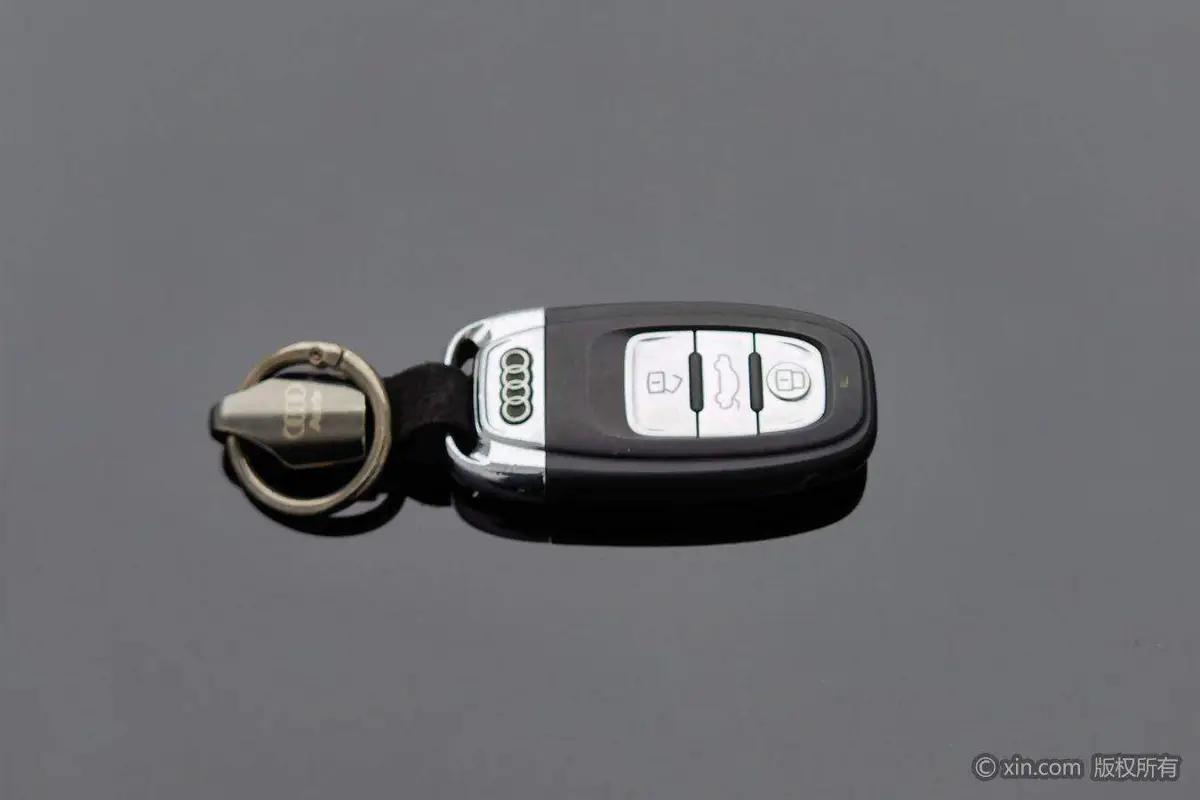 Audi A6L 2018 30th Anniversary Model 35 TFSI Fashion Model — 10
