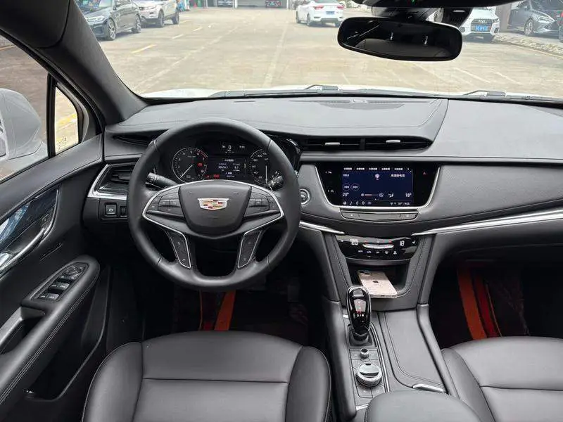 Cadillac XT5 2022 2.0T 2WD Luxury Model — 9