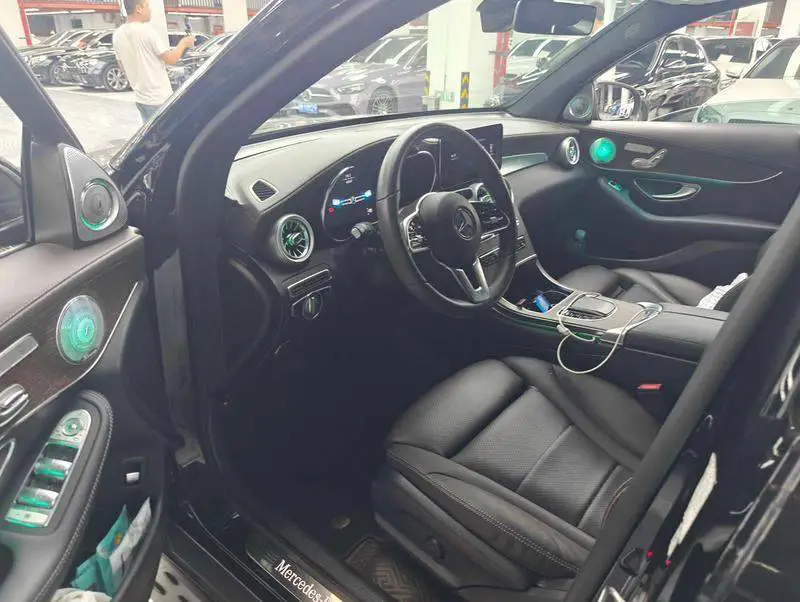 Mercedes-Benz GLC 2022 GLC 300 L 4MATIC Dynamic Collector's Edition — 8