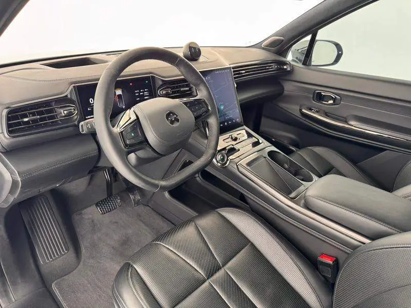 NIO ES8 2020 580KM Signature Edition Six-seat Edition — 13