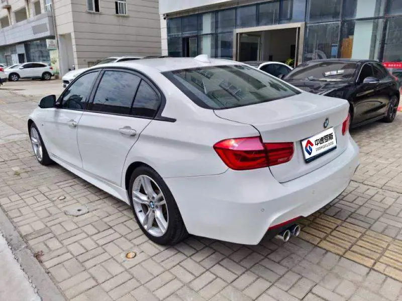 BMW 3 Series 2018 320Li Leading M Sport Package — 4