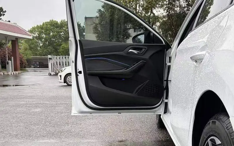 MG5 2021 300TGI DCT Luxury Edition — 13