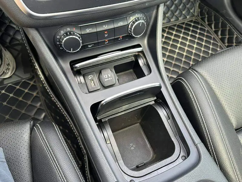 Mercedes-Benz GLA 2018 GLA 200 Dynamic — 16