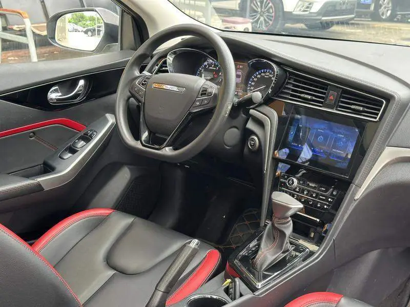 Venucia D60 2018 1.6L CVT Intelligent Link Elite Edition — 6