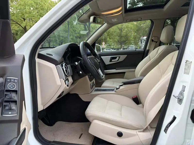 Mercedes-Benz GLK-Class 2015 GLK 300 4MATIC Fashion Ultimate Edition — 18