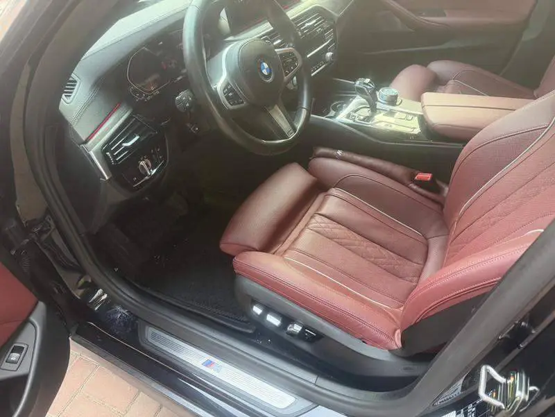 BMW 5 Series 2021 530Li Premium M Sport Package — 7