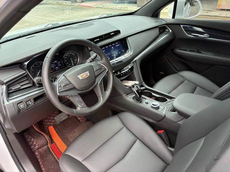 Cadillac XT5 2022 2.0T 2WD Luxury Model — 10