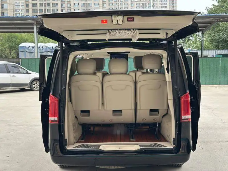 Mercedes-Benz V-Class 2016 V 260 Pilot Edition — 20