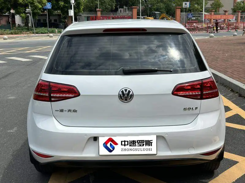 Golf 2016 1.6L Automatic Fashion Model — 6