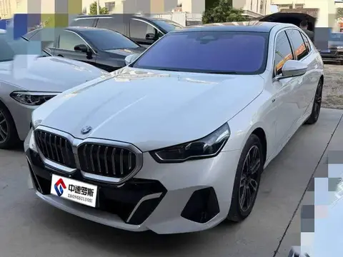 BMW 5 Series 2024 530Li Leading M Sport Package