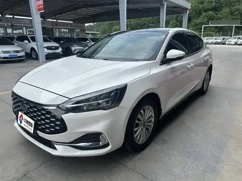 Fox 2021 Sedan EcoBoost 180 Automatic Front — 1