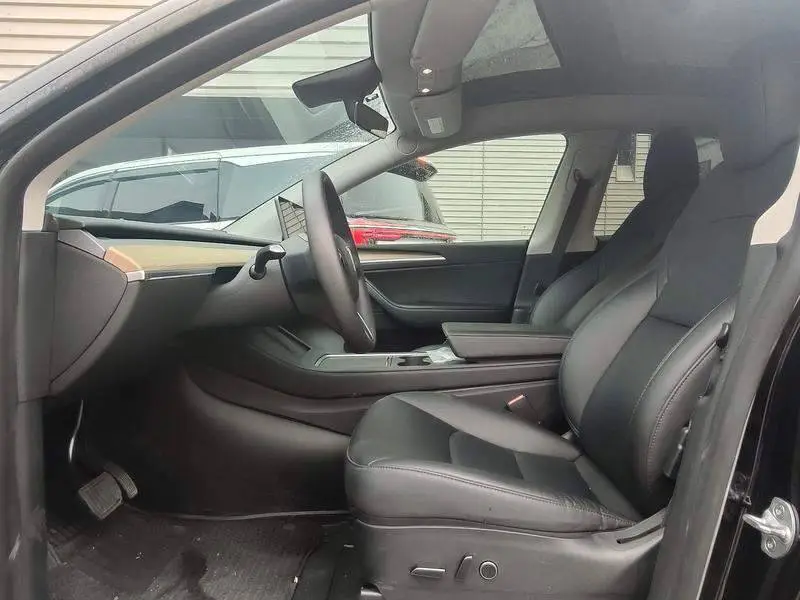 Model Y 2022 rear-wheel drive version — 13